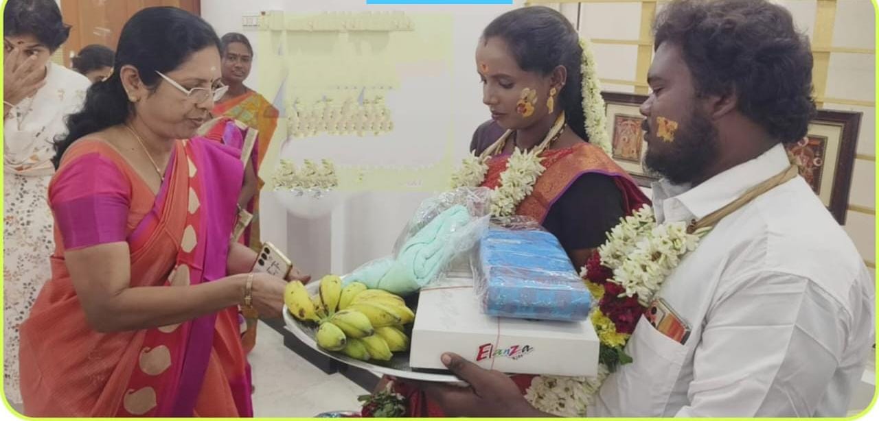 திண்டுக்கல் அருகே வீடற்ற பெண்ணுக்கு வளைகாப்பு..,