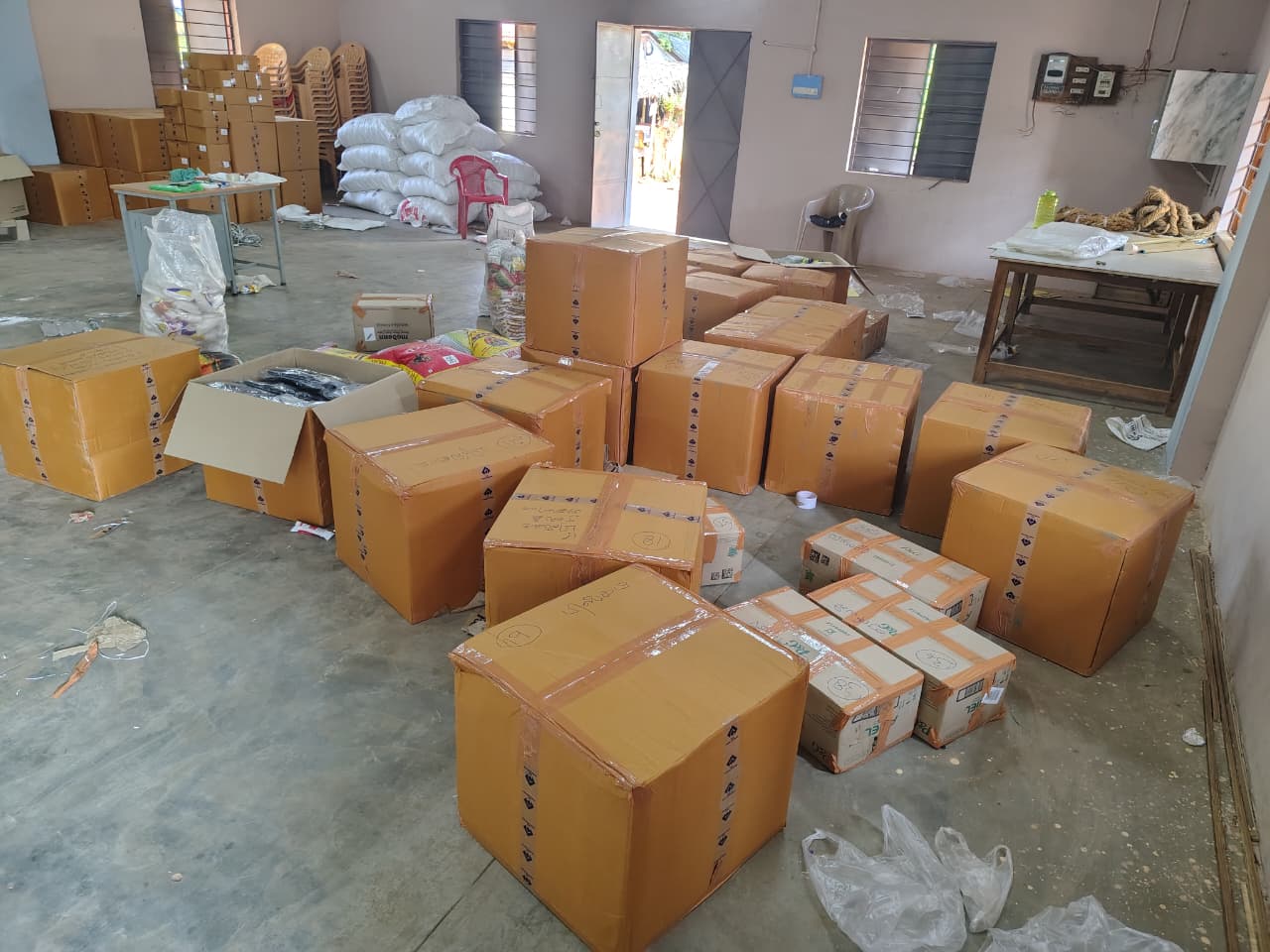 இலங்கை ‘டிட்வா’ புயல் பாதிப்பு..,