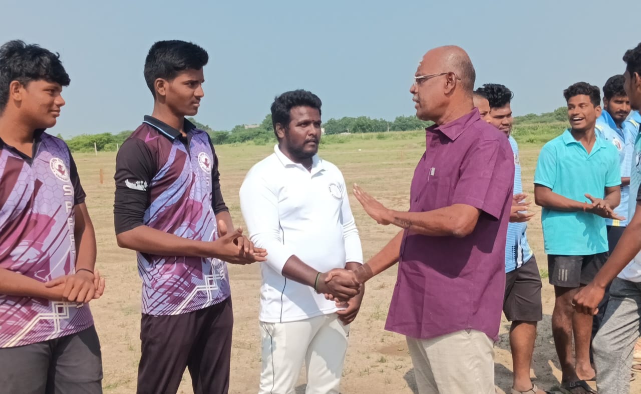 மாவட்ட அளவிலான கிரிக்கெட் தொடர் துவக்கம்..,