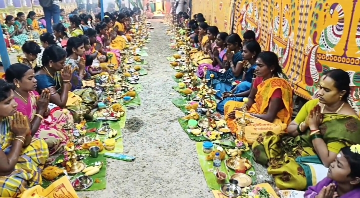 ஆஞ்சநேயருக்கு சிறப்பு அபிஷேக ஆராதனை..,