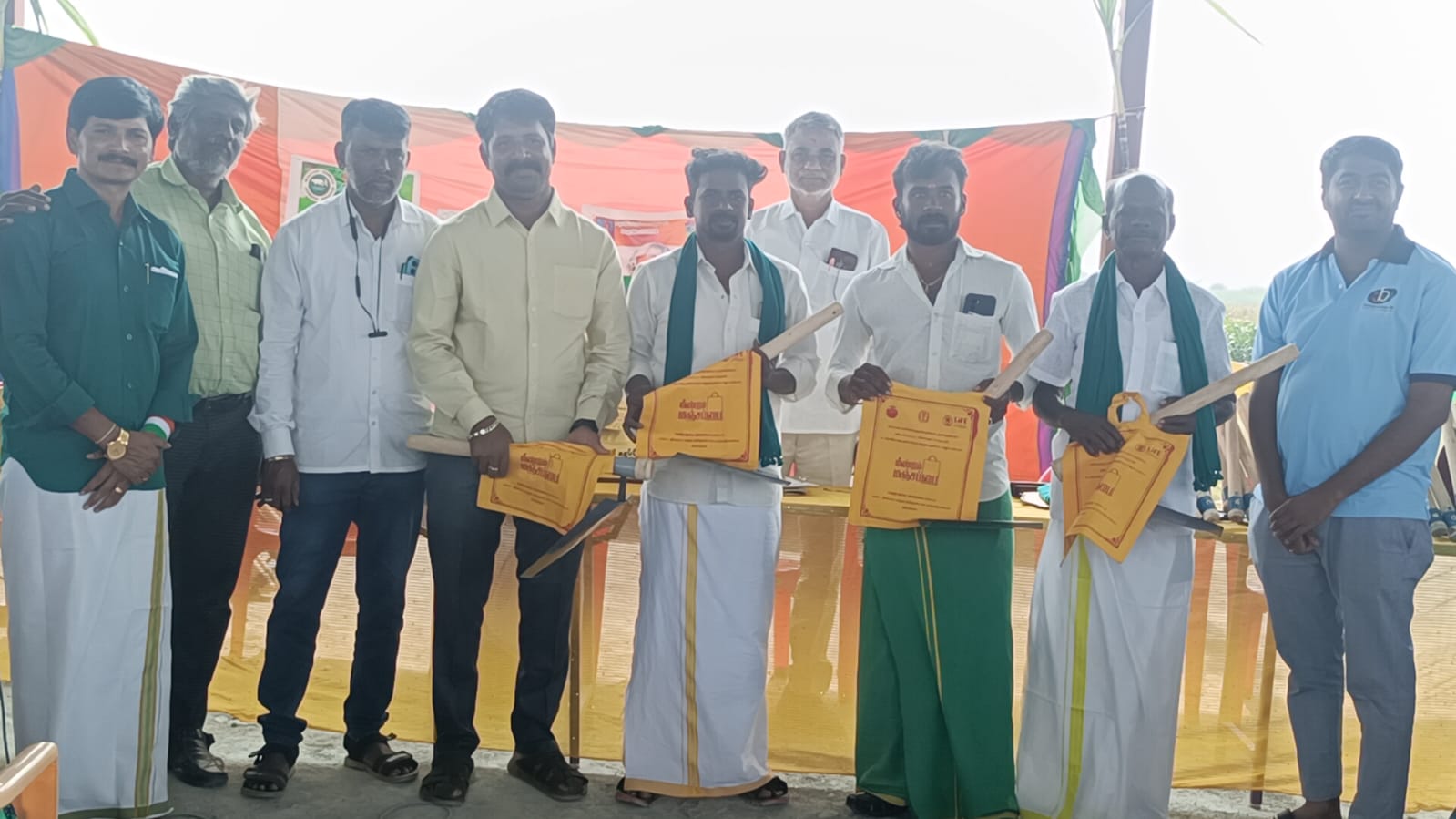 அப்துல் கலாம் அறக்கட்டளை சார்பில் விவசாய தின விழா..,