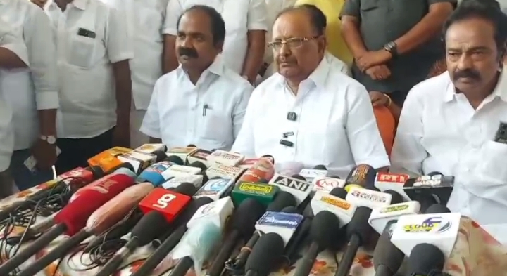 முதலமைச்சர் அனைத்து பந்துகளிலும் சிக்ஸர் அடிக்கிறார்-ரகுபதி..,