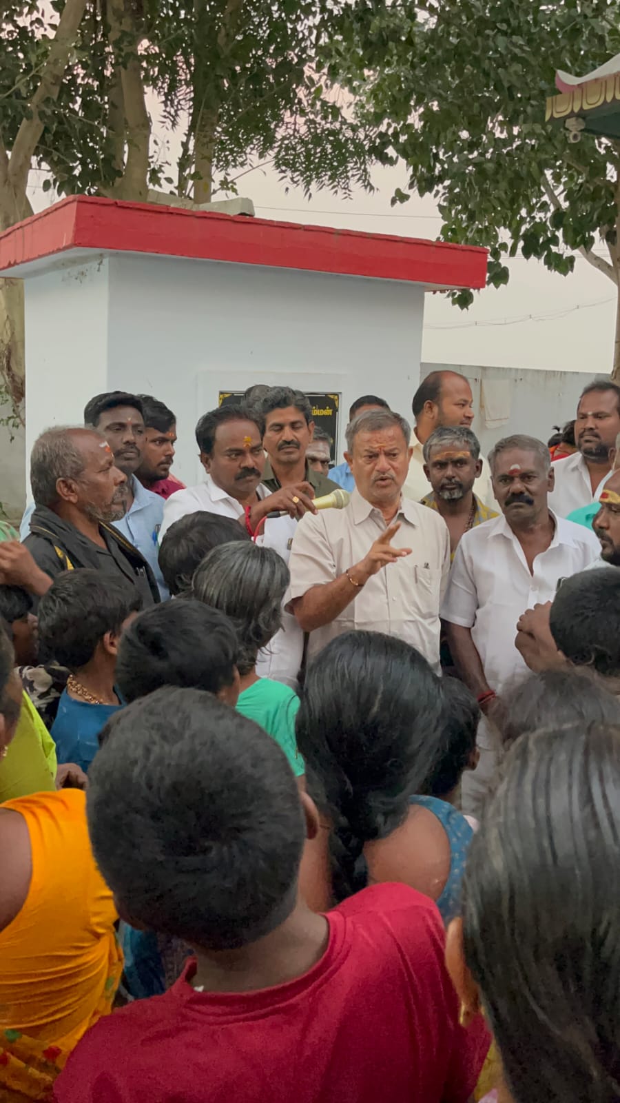 சிவகாசி சட்டமன்ற உறுப்பினருக்கு பொதுமக்கள் பாராட்டுவிழா..,