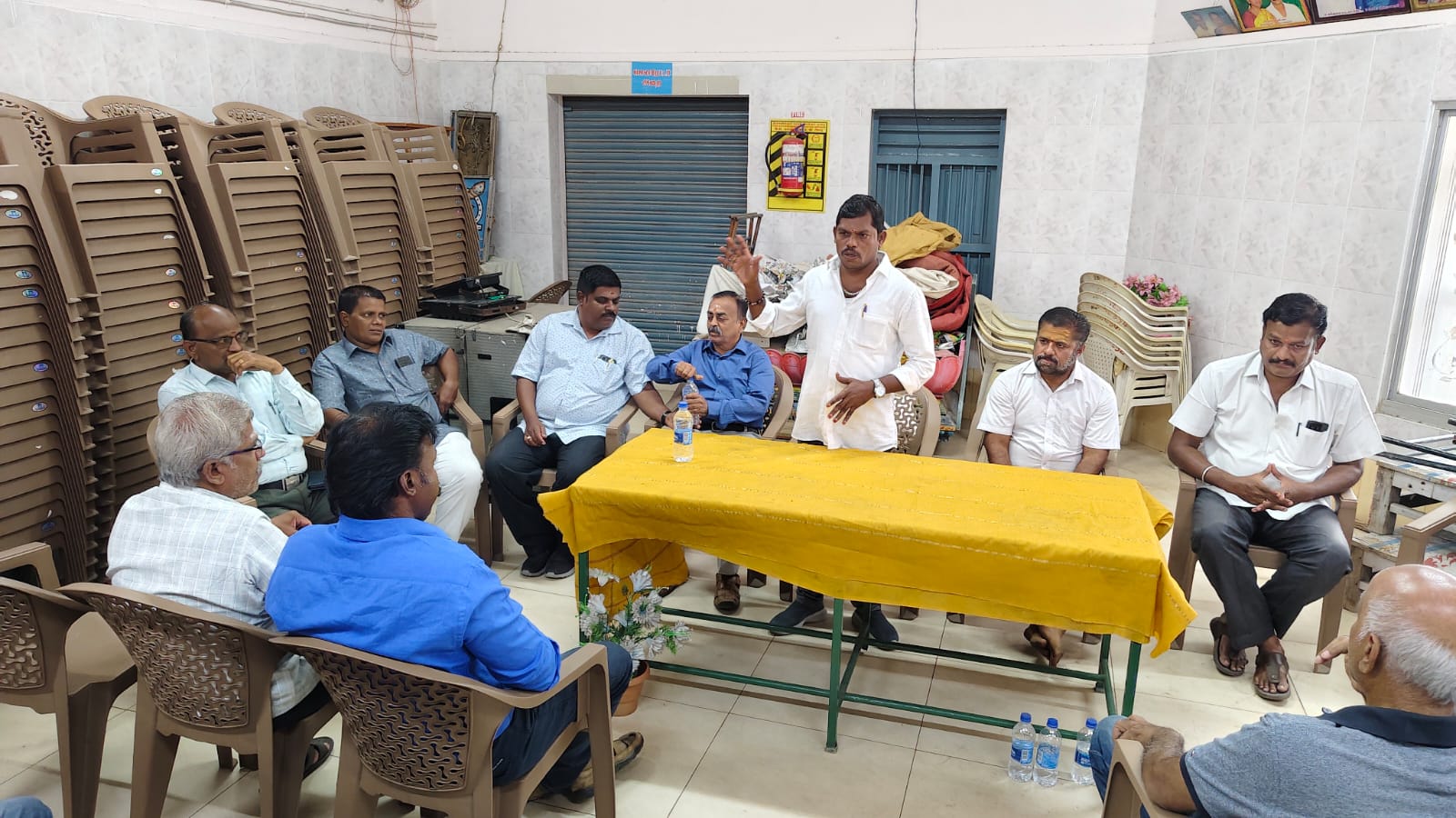 பொதுக்குழு கூட்டம் நடத்துவதற்கு ஆலோசனைக் கூட்டம்..,