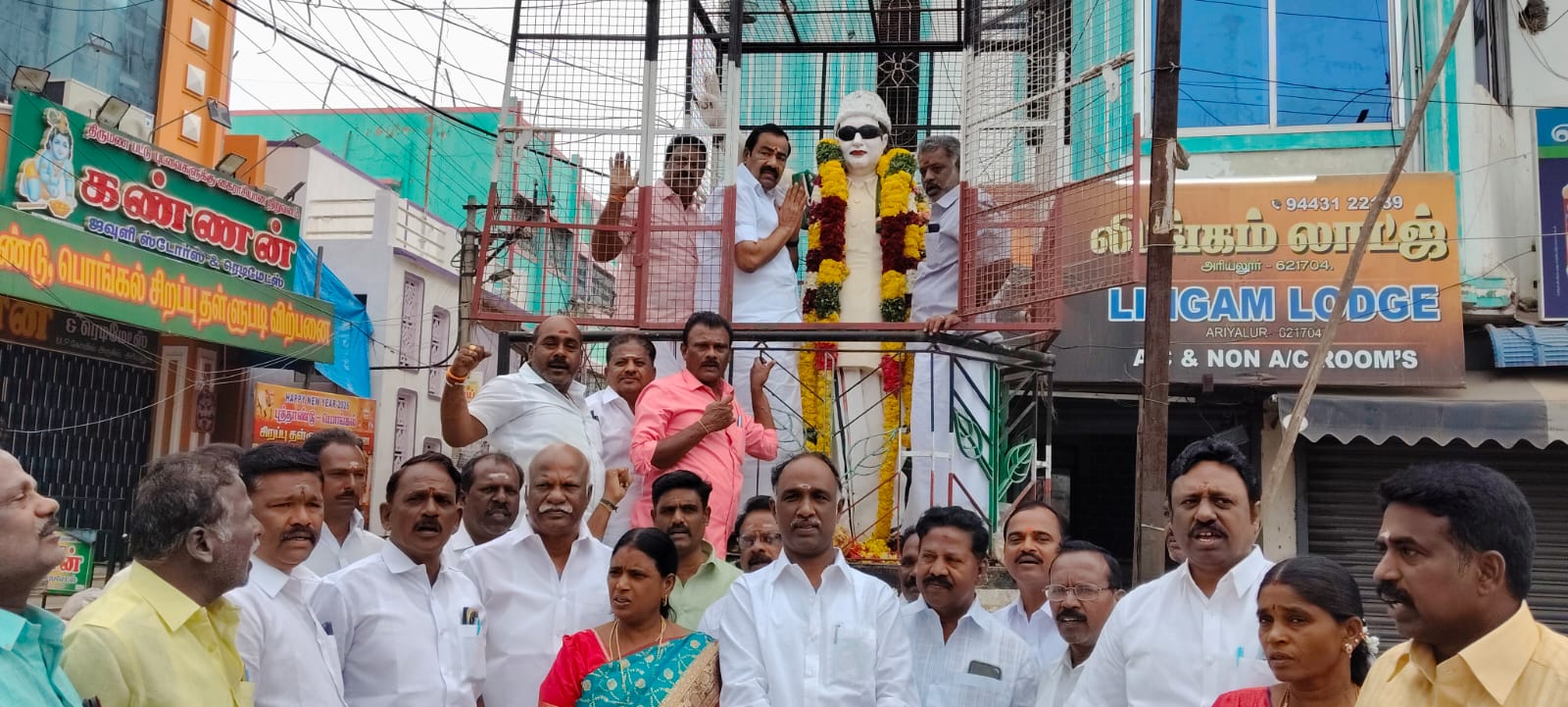 மறைந்த முன்னாள் முதல்வர் எம்ஜிஆர் பிறந்த நாள் விழா..,