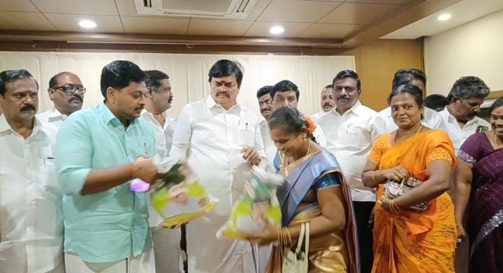 கே. டி.ராஜேந்திர பாலாஜி தலைமையில் ஆலோசனைக் கூட்டம்..,