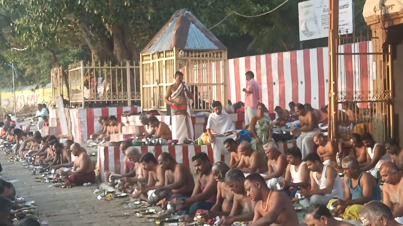 தை மாத அமாவாசை தினத்தை முன்னிட்டு முன்னோர்களுக்கு தர்ப்பணம்..,