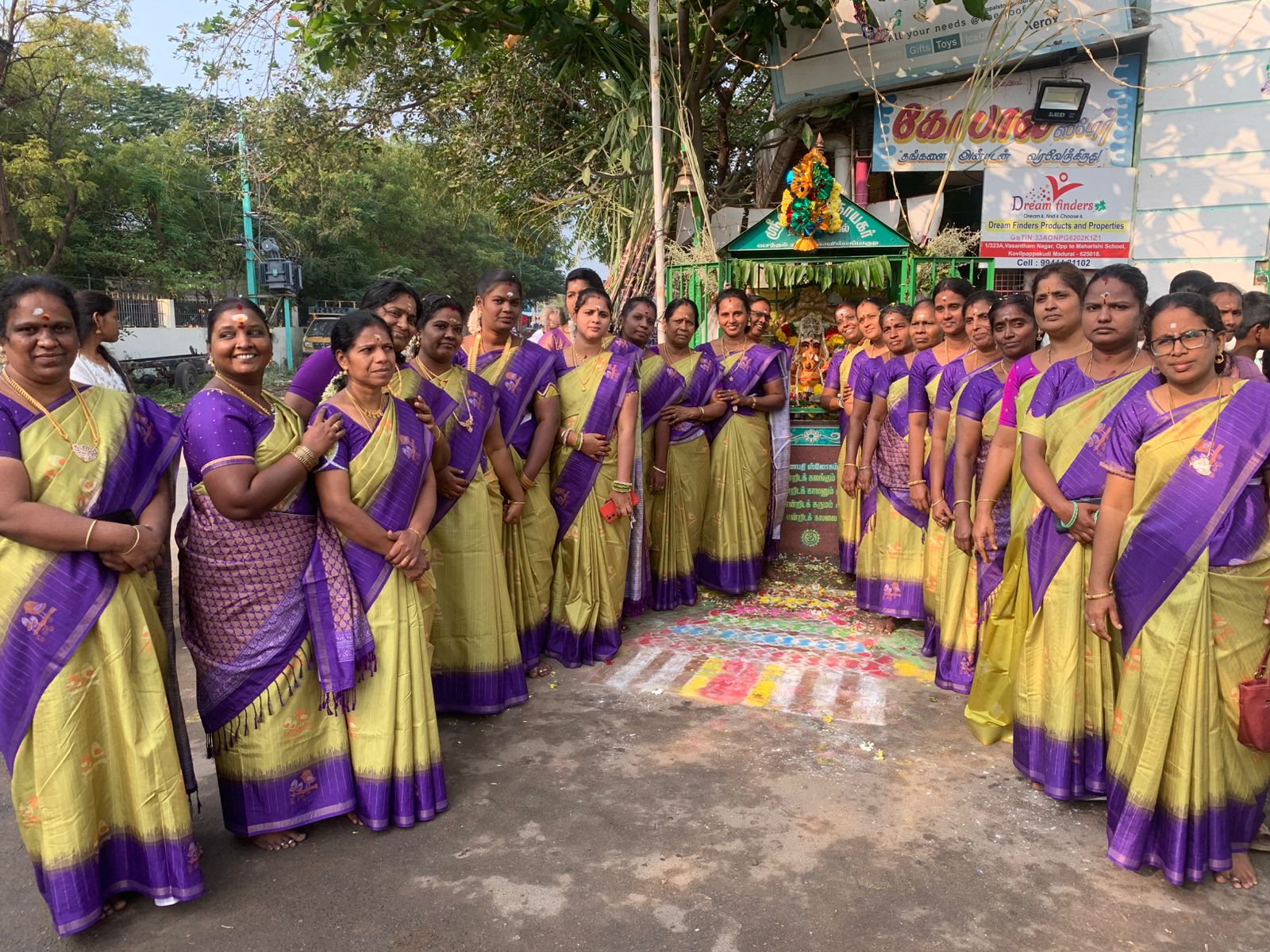 வசந்த நகர் குடியிருப்போர் நலச் சங்கத்தின் சார்பில் விளையாட்டு போட்டிகள்..,