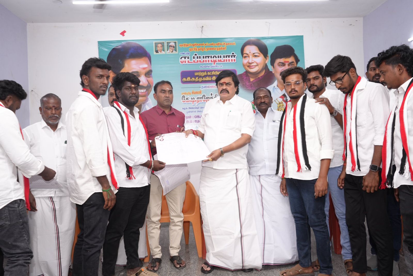 இளைஞர்கள் அதிமுகவில் இணையும் நிகழ்ச்சி- கே. டி. ஆர் பேச்சு…