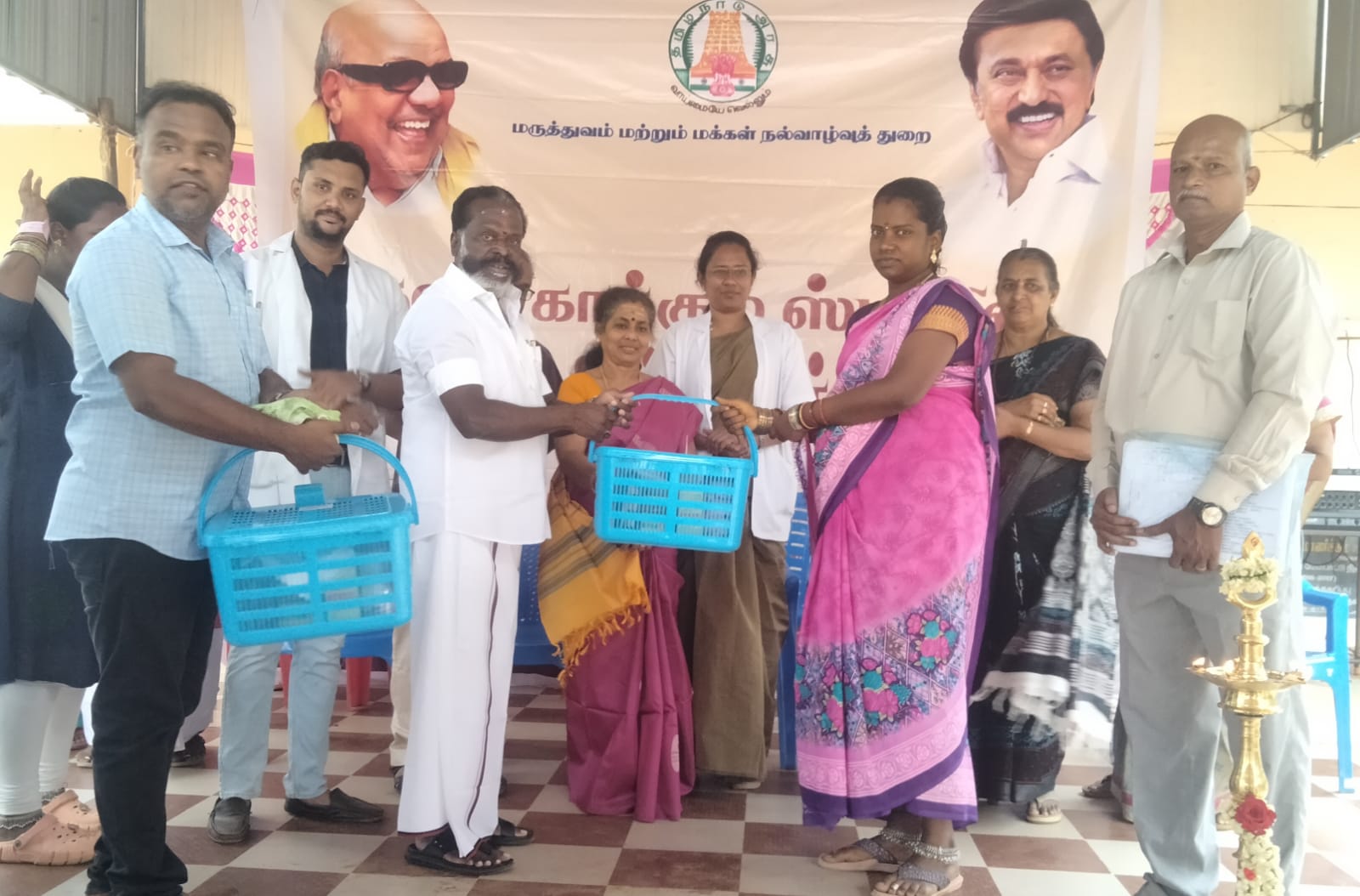 நலம் காக்கும் ஸ்டாலின்மருத்துவ முகாம்..,