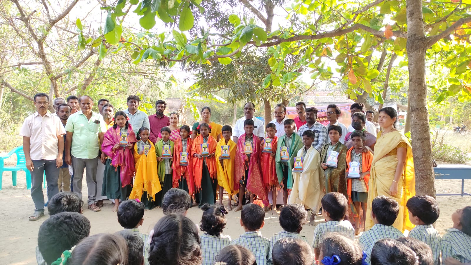 பகவான் அறக்கட்டளை சார்பாக விருது வழங்கள் விழா..,
