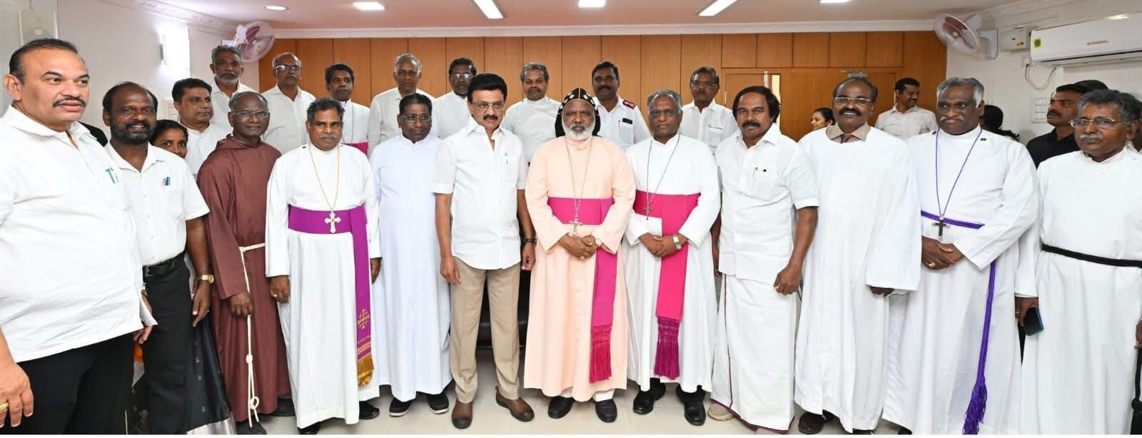 கிறிஸ்தவ ஐக்கிய பேரவையின் தலைவர்களுடன்முதல்வர் சந்திப்பு.