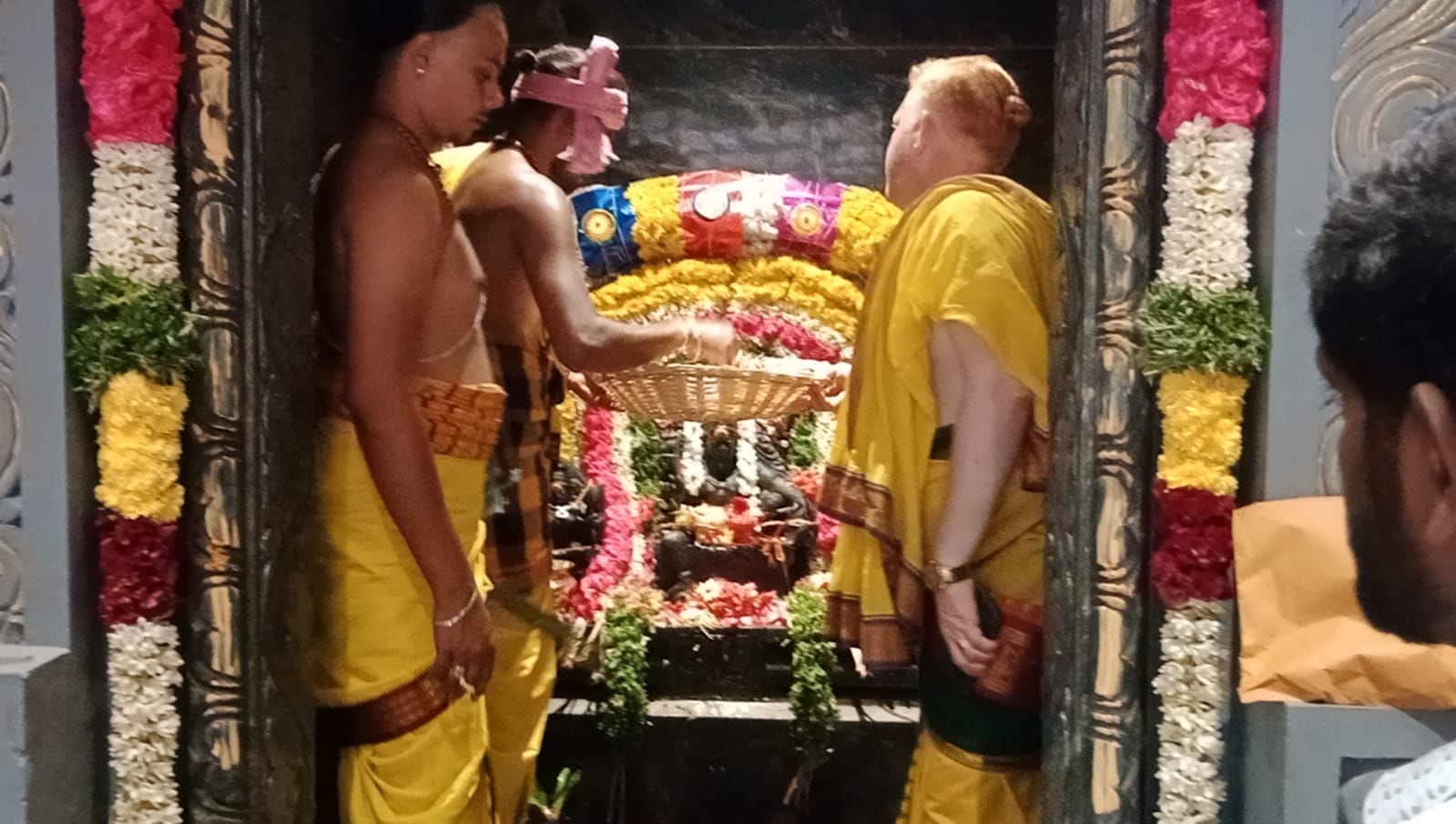 ஸ்ரீ கருப்பர் சுவாமி ஆலய திரு குடமுழுக்கு விழா..,