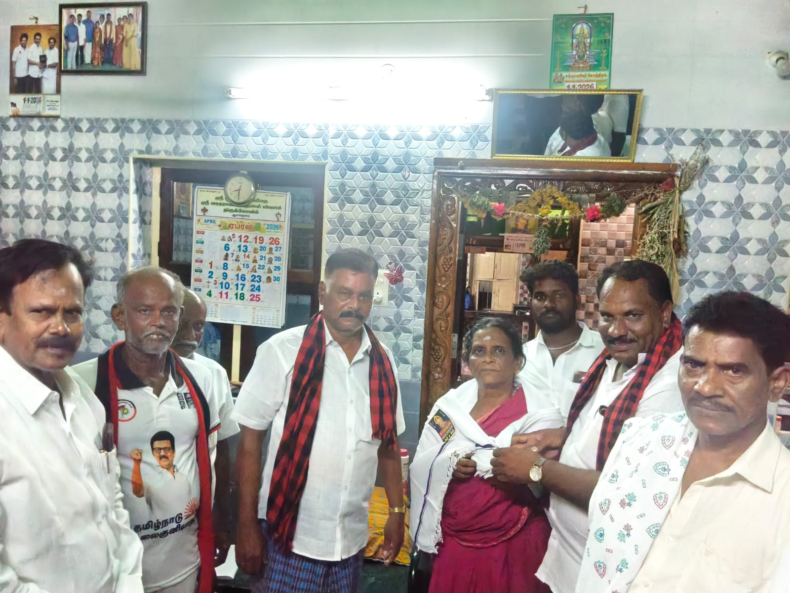 உதயசூரியன் சின்னத்திற்கு ஆதரவு கேட்டு பிரசாரம் செய்த ஜெயபாண்டியன்..,