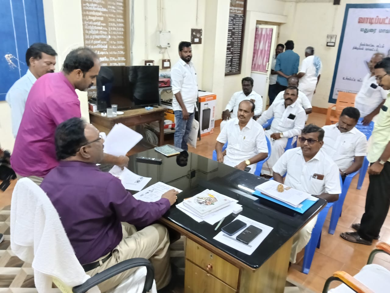 சோழவந்தான் தொகுதியில்இறுதி வேட்பாளர் பட்டியல்14 பேர் போட்டி..,