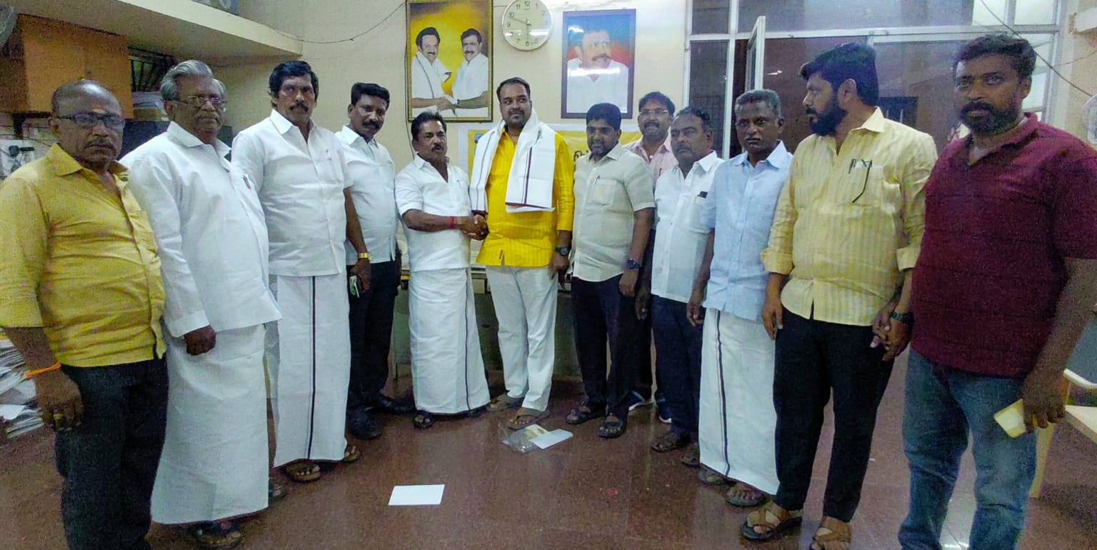 திண்டுக்கல் காங்., மண்டல தலைவர் திமுகவில் இணைப்பு..,