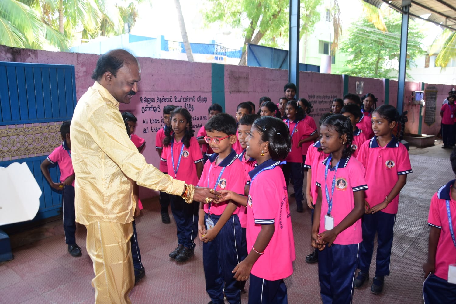 அரிமா சங்கத் தலைவர் மருது பாண்டியன் பிறந்தநாள் விழாவை முன்னிட்டு நலத்திட்ட உதவிகள்…