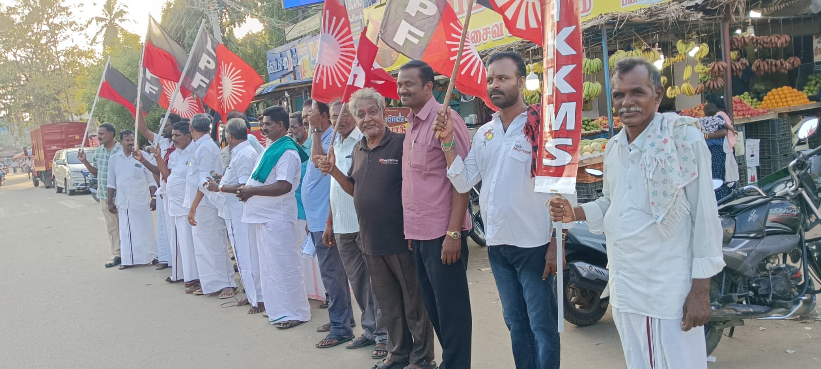 விவசாய சங்கங்கள் சார்பாக பரப்புரை இயக்கம்..,